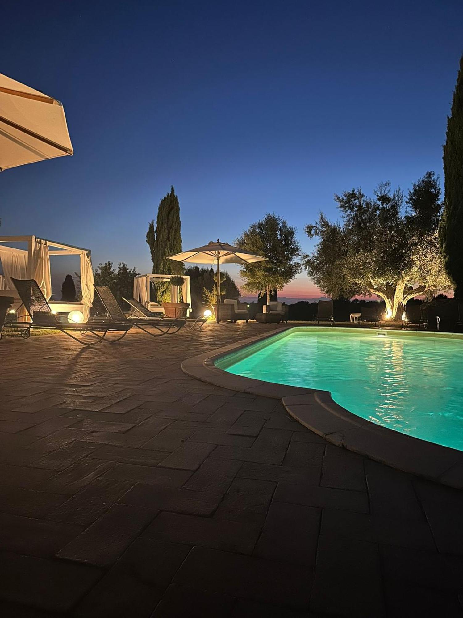 Agriturismo Cerrosughero Canino Luaran gambar