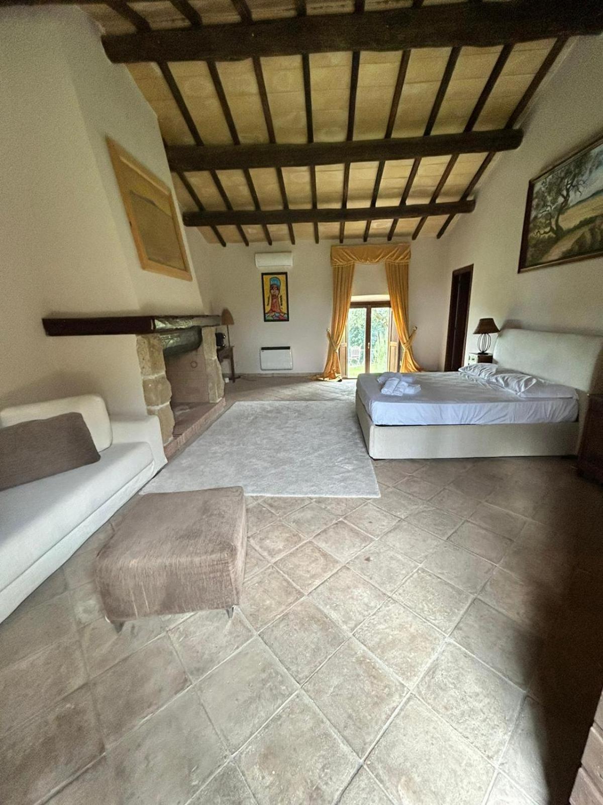 Agriturismo Cerrosughero Canino Luaran gambar