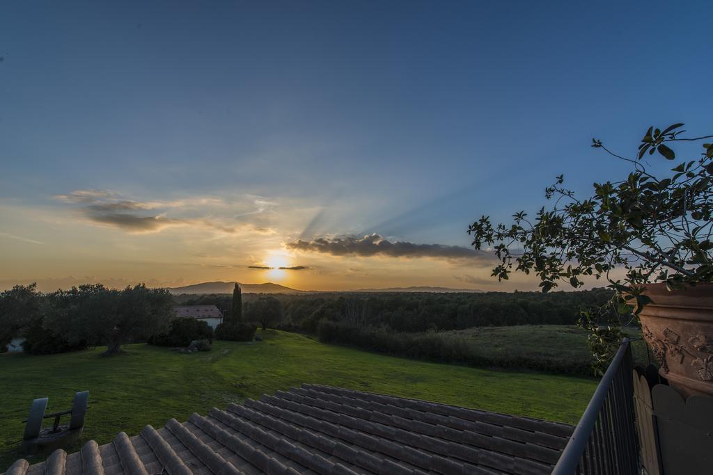 Agriturismo Cerrosughero Canino Luaran gambar